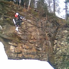 Meg leker p&aring; Cornern etter Redbull Play street i . Foto: ???. &Aring;kare: Ole-Kristian Str&oslash;m.