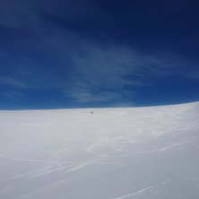 Ovanf&ouml;r ravinen.