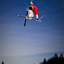 F&ouml;r fler bilder och i h&ouml;gre kvalit&eacute; bes&ouml;k chri. Foto: Christoffer Engstr&ouml;m. &Aring;kare: Erik Andersson.