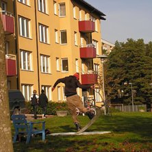 Snowboardabstinensen blir f&ouml;r stor ibland, d&aring; du. Foto: Joakim Karlsson. &Aring;kare: Elias Holm.