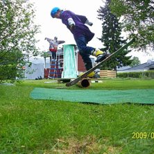 summa rail !
lock !

http://jibbering.blogg.se/. Foto: bergztrom. &Aring;kare: jag..