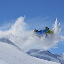 Freeride @adolfssonaxel
Instagram @axlson
www.yw. Foto: Axel Adolfsson. &Aring;kare: Victor Daggberg.