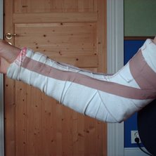 S&aring; kan de g&aring; n&auml;r man klantar till de p&aring; studsm. Foto: Stativ. &Aring;kare: Armen.