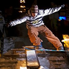 Moyo rail not jail. Foto: Krister G&ouml;ransson. &Aring;kare: Cale Kubena.