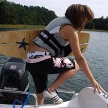 min handgjorda wakeskate. Foto: Sofia Isaksson. &Aring;kare: Mikaela Isaksson.