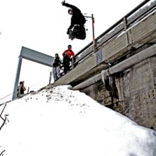 EXTREM STAVG&Aring;NG!!!!!!  
Denna sport kommer sl&aring; . Foto: N.Holmberg. &Aring;kare: F.Nordenberg.