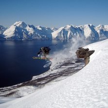 Canon Ixus 40, . Foto: Odd Roar Salamonsen. &Aring;kare: Bill Strand.