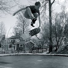 Min br&auml;da jag har p&aring; studsmattan ;). Foto: Samuel T&ouml;rnqvist. &Aring;kare: Markus &Ouml;stman.