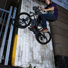 wallride vid willys. Foto: hugo ljungquist. &Aring;kare: gustav bod&eacute;n.