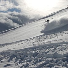30-40 cm nysn&ouml; en solig dag i verbier. Foto: Ebba Warsgsj&ouml;. &Aring;kare: Hampus Wargsj&ouml;.