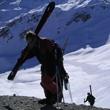 Sk&ouml;nt skogs&aring;k i Serre.. Foto: ??. &Aring;kare: Adam Hedstr&ouml;m.