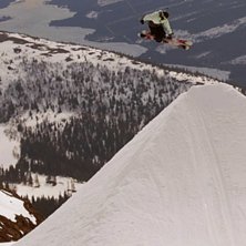 450 safety. Liftarna till toppen vara st&auml;ngda s&aring;. Foto: Ebony. &Aring;kare: Johan Olsson.