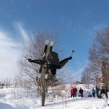 H&auml;r s&auml;tter jag en grym backflip &amp;gt;=). Foto: Simon Andersson. &Aring;kare: Andreas Blomfeldt.
