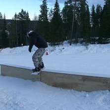 Boardslide to fakie,. Foto: Felix,. &Aring;kare: Jag,.