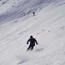 Svind&aring;ligt f&ouml;re. Stenh&aring;rt i en vecka, har aldri. Foto: Lennart Berglund. &Aring;kare: Johan Persson.