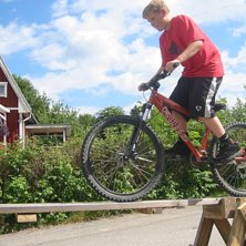 v&auml;rsta feta vippen ass&aring;!. Foto: rasmus eriksson. &Aring;kare: dennis persson.