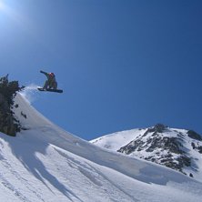 Foto: Ventsislav Amvrosiev. &Aring;kare: Vladimir Pavlov.