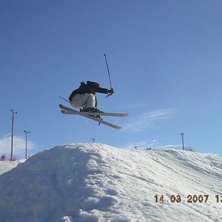 jag som g&ouml;r typ mute 360 i lill-hoppet men bilden. Foto: Adam. &Aring;kare: Jag (David).