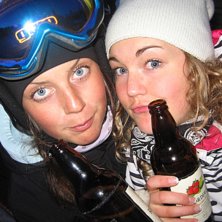 personalfest i backen med br&auml;dglid i svajjigaste . &Aring;kare: Fred o moi.