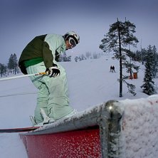 &Aring;kare: Jack Dickenson.