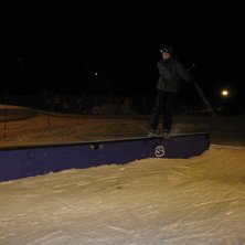 Kv&auml;lls&aring;kning, rail. Foto: Anton Ekelund. &Aring;kare: Carl Olsson.