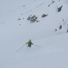 Fanny p&aring; sina bredaste skidor(jag fotar som urs&auml;. Foto: tryggve tir&eacute;n.