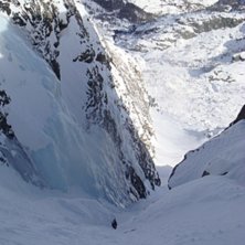 Couloir fr&aring;n &amp;quot;glaci&auml;ren&amp;quot; i Zer. Foto: H&aring;kan Cervin. &Aring;kare: H&aring;kan Cervin.