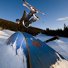 sjukt bra dag i kl&auml;ppen! jag &aring;ker med handen p&aring;. Foto: Mange. &Aring;kare: Daniel Swanbeck.