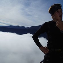 Jonsson ovan molnen ! . Foto: Arvid Nystr&ouml;m. &Aring;kare: Johan Jonsson.