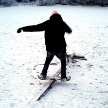 Boardslide. Foto: Jonathan Klein. &Aring;kare: Simon Sterner.