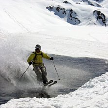 alltid lika roligt att k&ouml;tta p&aring; &ouml;ver sj&ouml;n n&auml;r. Foto: Peter Sub&aacute;n. &Aring;kare: Linus Hougland.