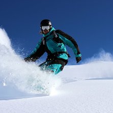 En h&auml;rlig puderdag i slutet av januari p&aring; baksid. Foto: Erik Schnitzler. &Aring;kare: Wictor Bengtsson.