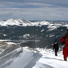 P&aring; v&auml;g upp f&ouml;r sista kammen till Peak 10 i Brec. Foto: Sverker H&ouml;gbom. &Aring;kare: Henrik Petersson.
