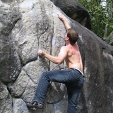 Bouldring i Fountainbleu, La Marie Rose 6A. Foto: Edmund Markey. &Aring;kare: Thor-Bj&ouml;rn K&auml;ck.