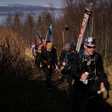 p&aring; v&auml;g upp f&ouml;r R&aring;nkeipen. &Aring;kare: Niclas.