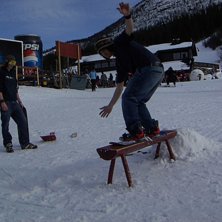 Lekte lite p&aring; jobbet. Foto: ?. &Aring;kare: Jag.