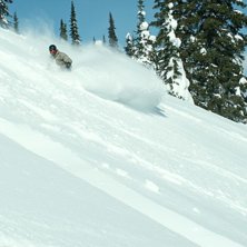 En dag efter ett j&auml;tte dump i mars med puder till. Foto: Filip Eriksson. &Aring;kare: Carl Bromarker.