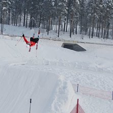 Backflip. Foto: Erik Olsson. &Aring;kare: Benjamin Hjertstrand.