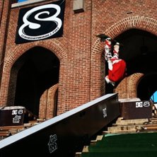 frontflip to 50-50. Foto: erik laxonen. &Aring;kare: martin agerstig.