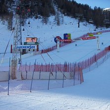 Damernas st&ouml;rtlopp i Zauchensee!. Foto: Niklas karlsson. &Aring;kare: Di b&auml;ste.
