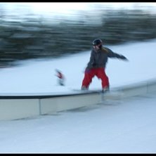 ah, en liten lett bs boardslide p&aring; banaanen!. Foto: viktor k&auml;ll?k&auml;tt?-str&ouml;m. &Aring;kare: johanna holmstedt.