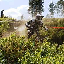 under sm i downhill. Foto: Eric h&ouml;glund. &Aring;kare: random.