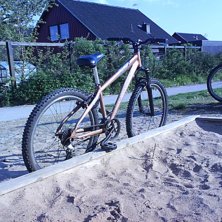 Foto: min cykel h&auml;r ocks&aring; :D.