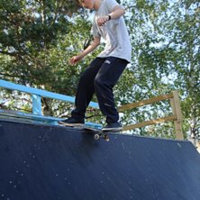 Rock to fakie. Foto: Viktor rutqvist. &Aring;kare: Marcus nordstr&ouml;m.