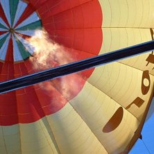 Luftballongf&auml;rd en varm kv&auml;ll i juli 2003.. Foto: Susanne Sn&auml;ll.