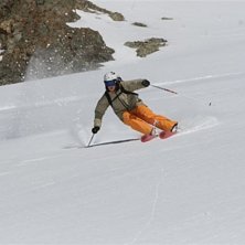 Schyst v&aring;rslask en eftermiddag p&aring; sydsluttningen. Foto: Christer Perfjell. &Aring;kare: Staffan Bj&ouml;rklund.