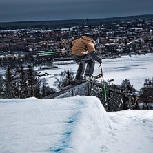 K&ouml;rde lite rails. Foto: J&ouml;rgen Nilsson. &Aring;kare: Eric Norrlander.