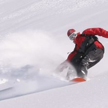 Heliski finns det n&aring;t b&auml;ttre. Foto: tomas wallstr&ouml;m. &Aring;kare: Fredrik s&ouml;derberg.