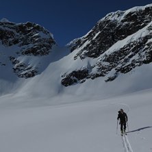 Axel skidar och dr&ouml;mmer om Korps framtida spelnin. Foto: tryggve tir&eacute;n.