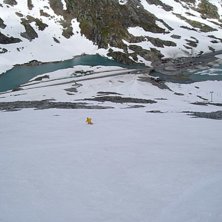 P&aring; v&auml;g ner mot parkeringen. Foto: Rasmus Andersson. &Aring;kare: Pontus Gille.